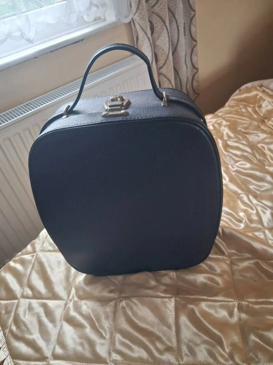 Vintage 1960's Vanity/weekend case - Image 3