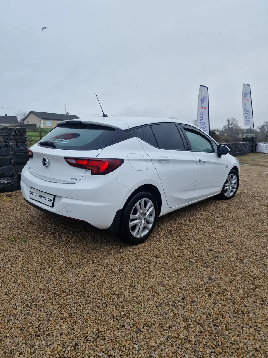 18 Opel Astra Van New Doe - Image 2
