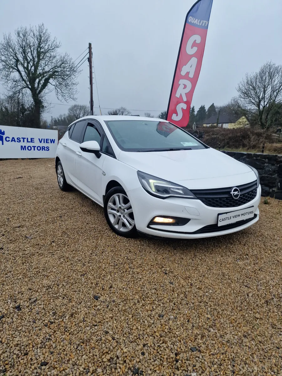 18 Opel Astra Van New Doe - Image 1