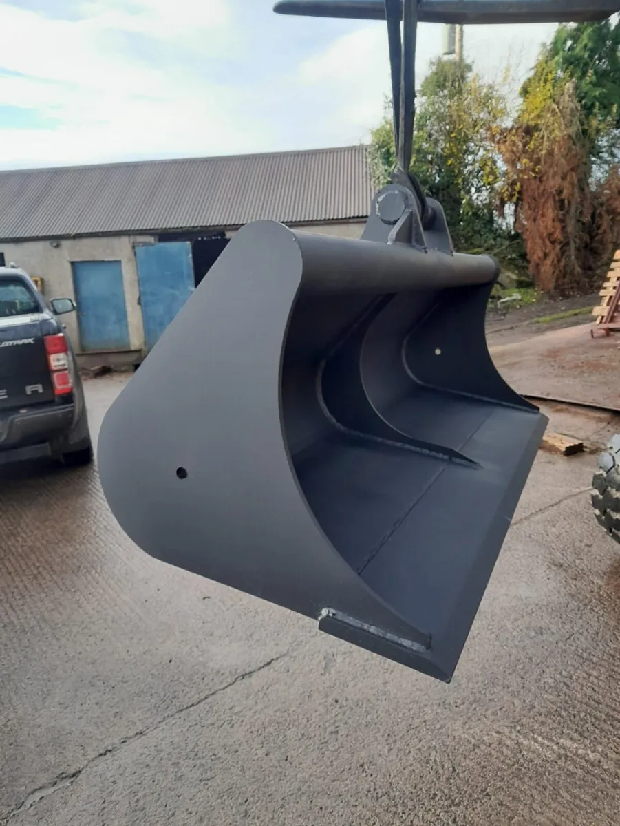 Sheugh / Grading / Ditching Bucket. 5ft & 6ft - Image 1
