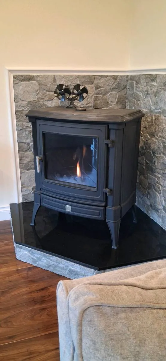 Nester Martin oil stove - Image 3
