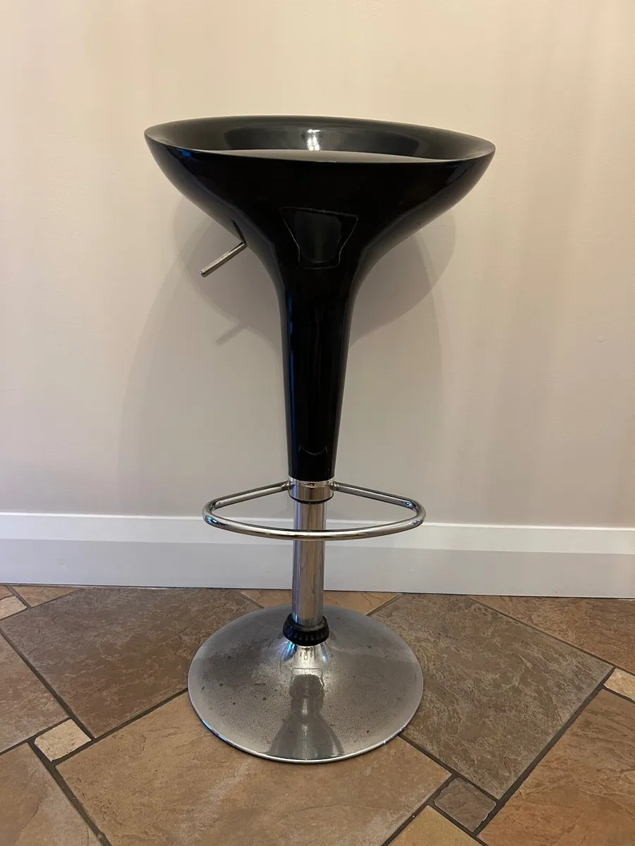 Island Swivel Stool - Image 1