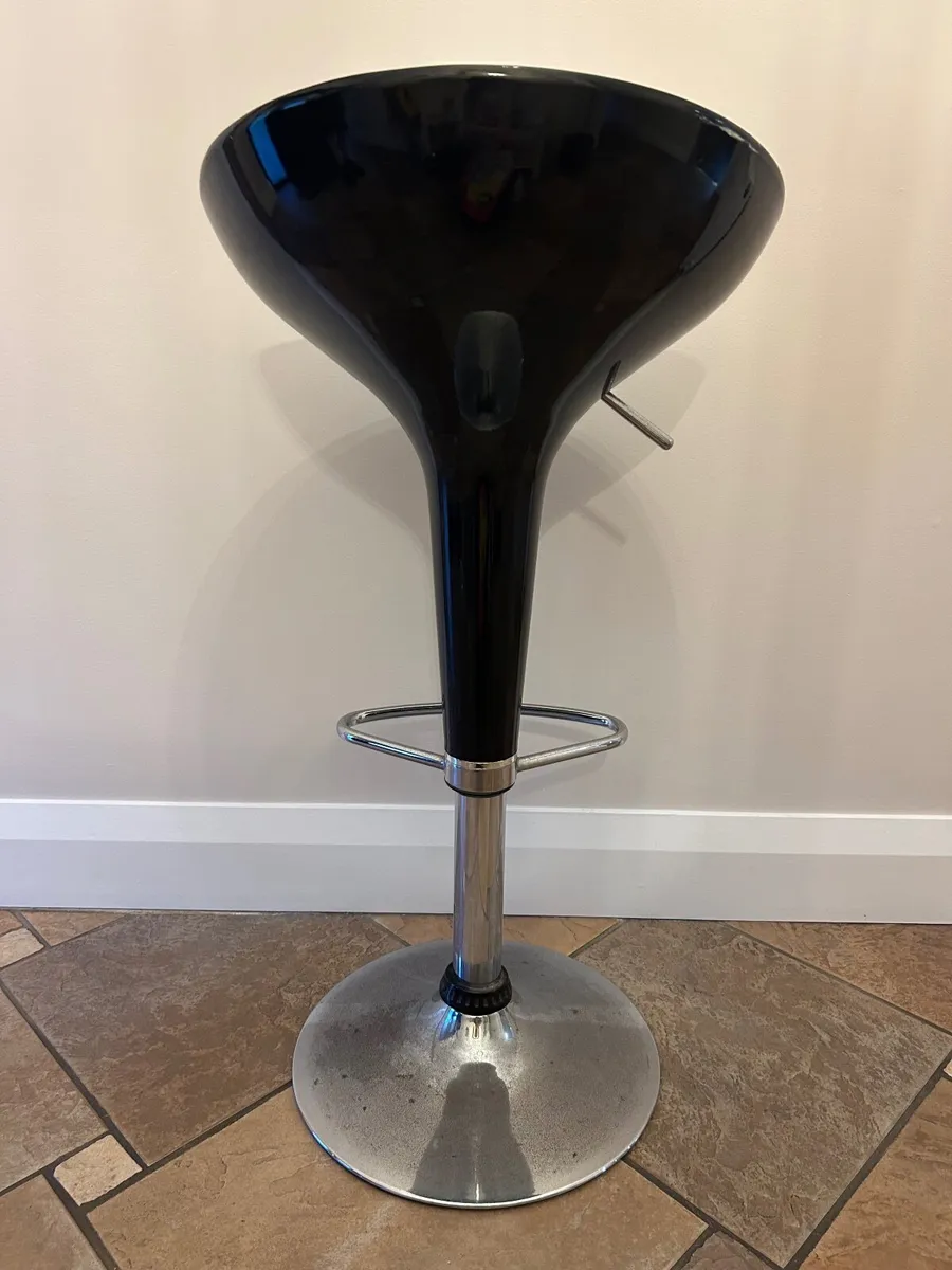 Island Swivel Stool - Image 2