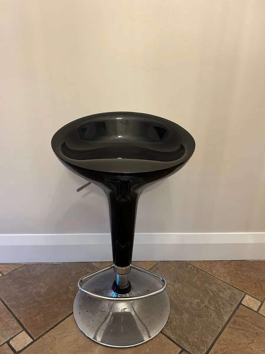 Island Swivel Stool - Image 3