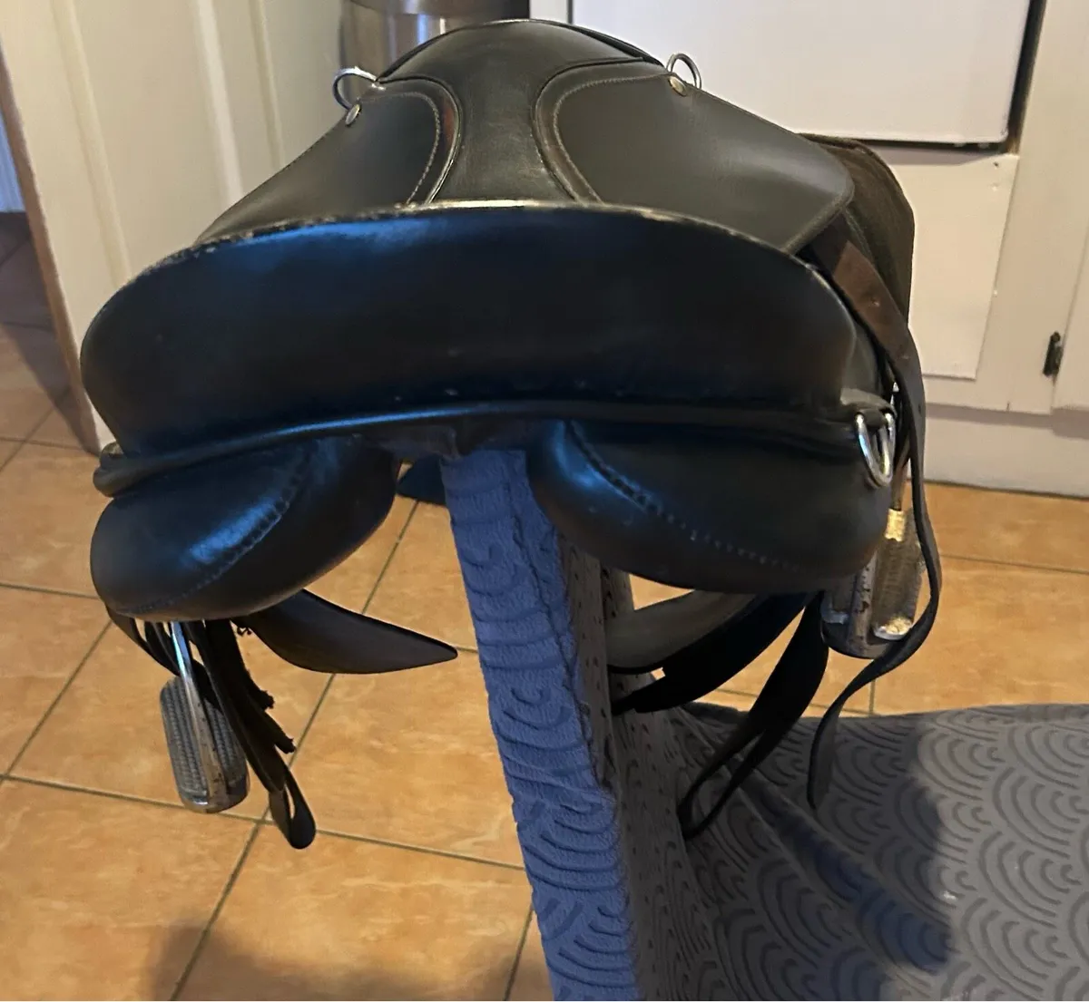 Saddle - Image 4