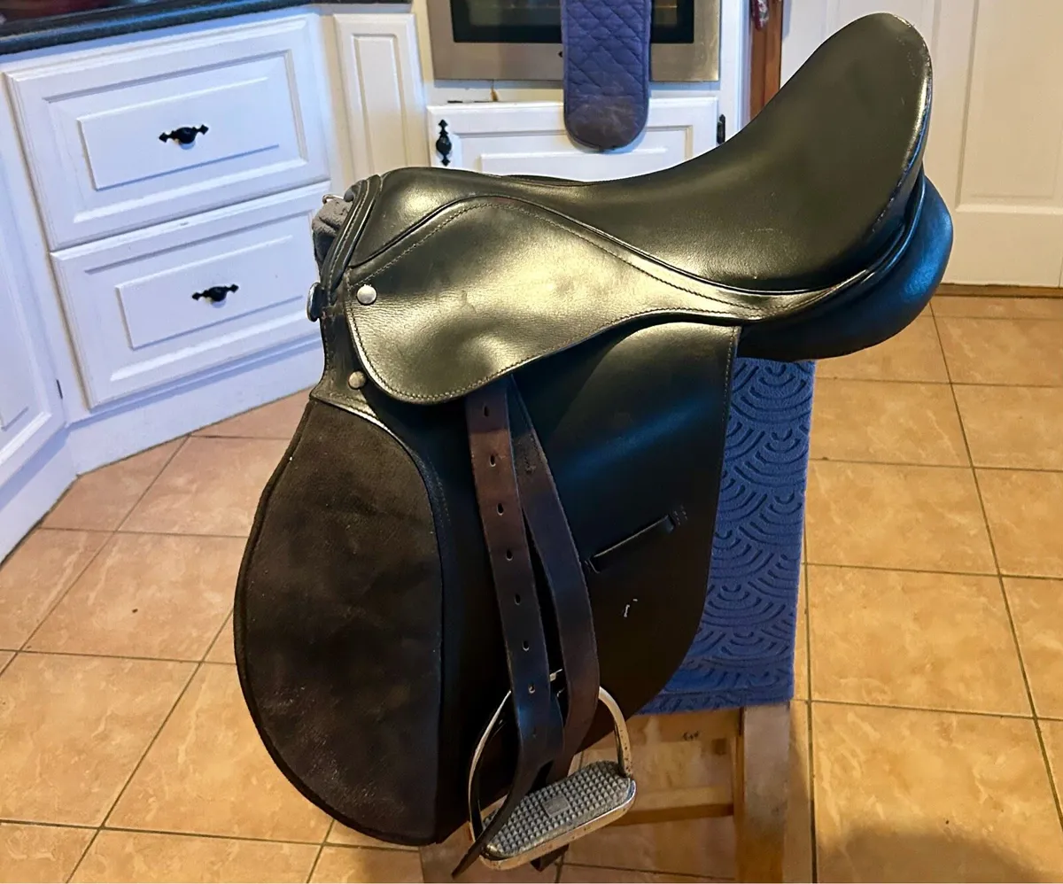 Saddle - Image 1
