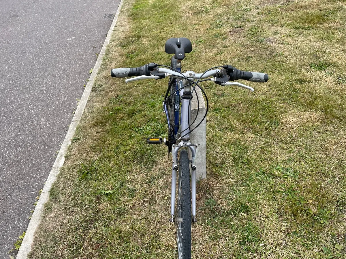 Hybrid Bike - Image 1