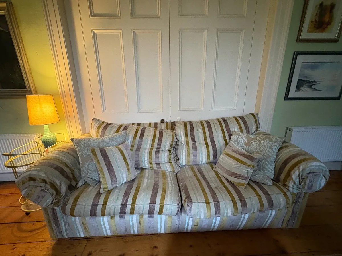 Deep down city & Guilds Large 2 seater sofa - Image 2