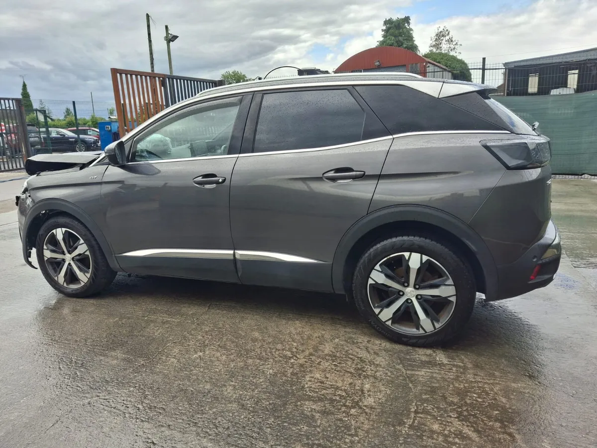 211 Peugeot 3008  GT line  1.5 Diesel  Automatic - Image 4