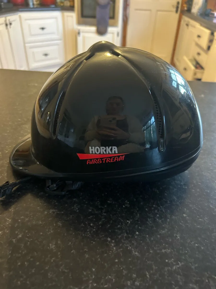 Horse riding helmet - Image 2