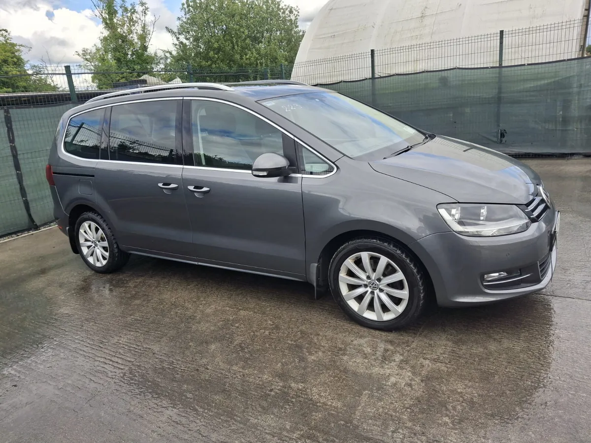 2017 Volkswagen Sharan Highline 2.0 Tdi - Image 1