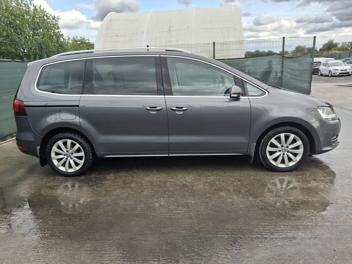 2017 Volkswagen Sharan Highline 2.0 TDI - Image 3