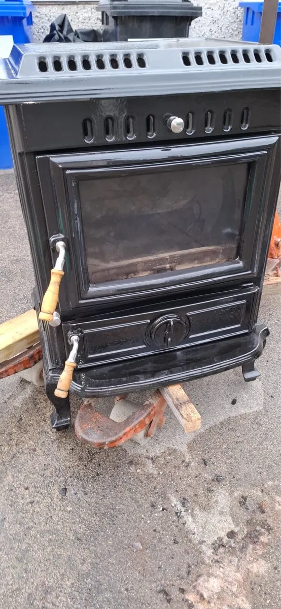 Olymberyl multi fuel stove - Image 1