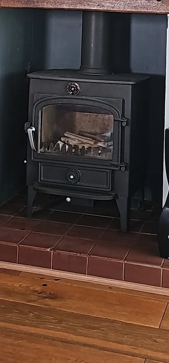 Stove - Image 1