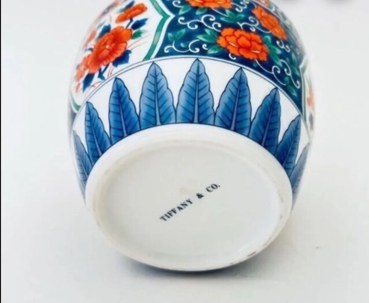 Tiffany Vase - Image 2