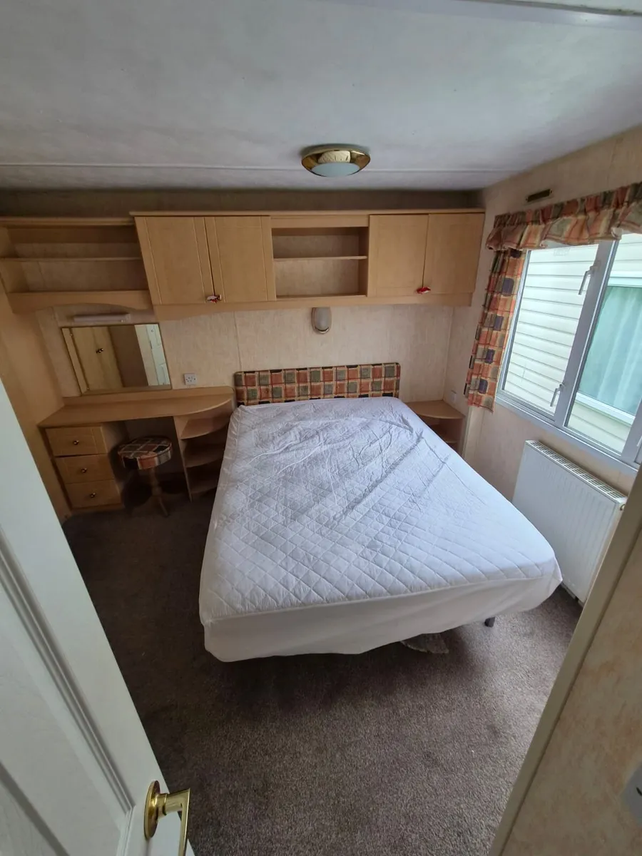 2 Bed Mobile Home - Image 4