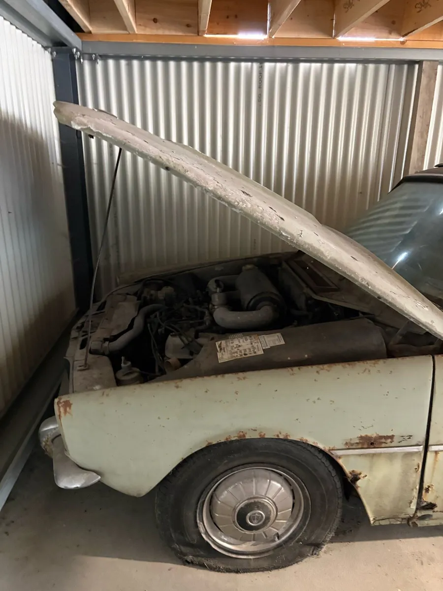 2 Rover P6 3500s - Image 3