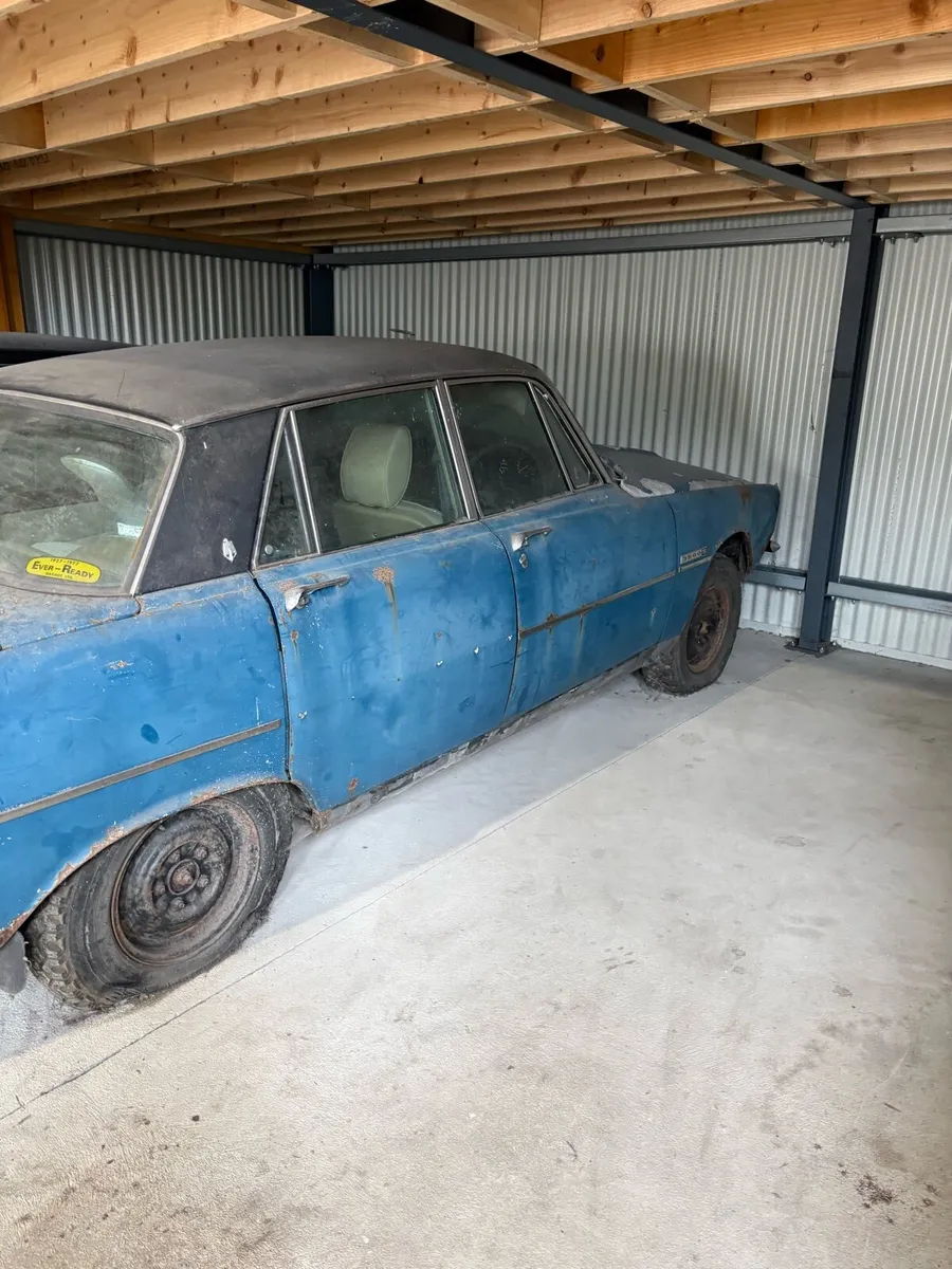2 Rover P6 3500s - Image 4