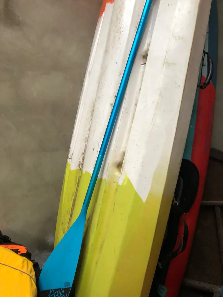 Kayak - Image 2