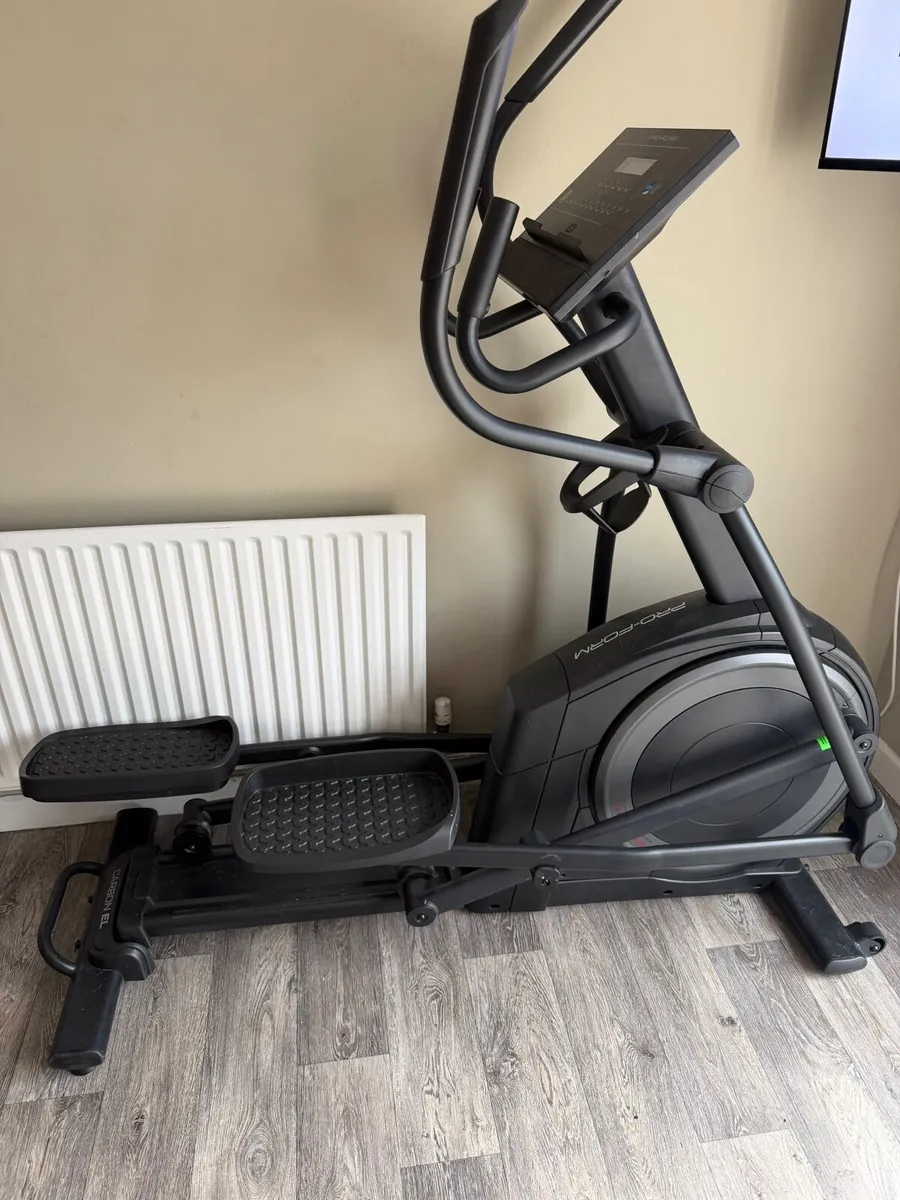 Proform cross trainer - Image 1