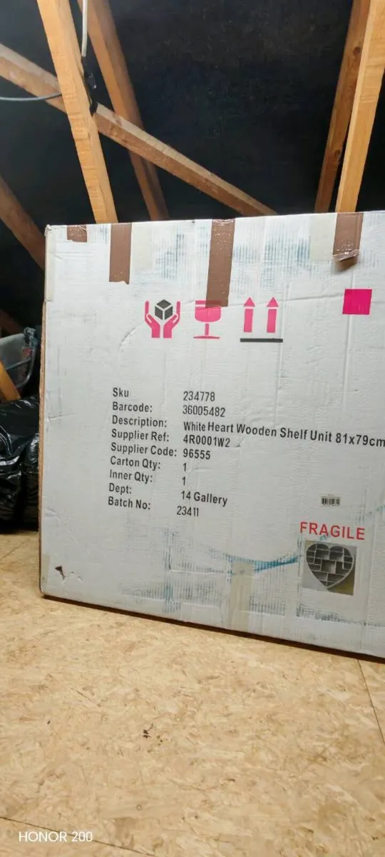 White Heart Wooden Shelf Unit 81× 79cm - Image 1