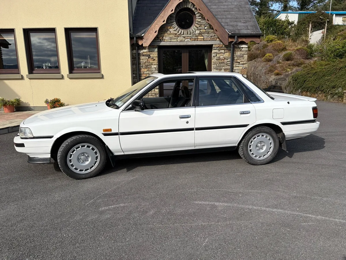 Toyota Camry V6 - Image 2