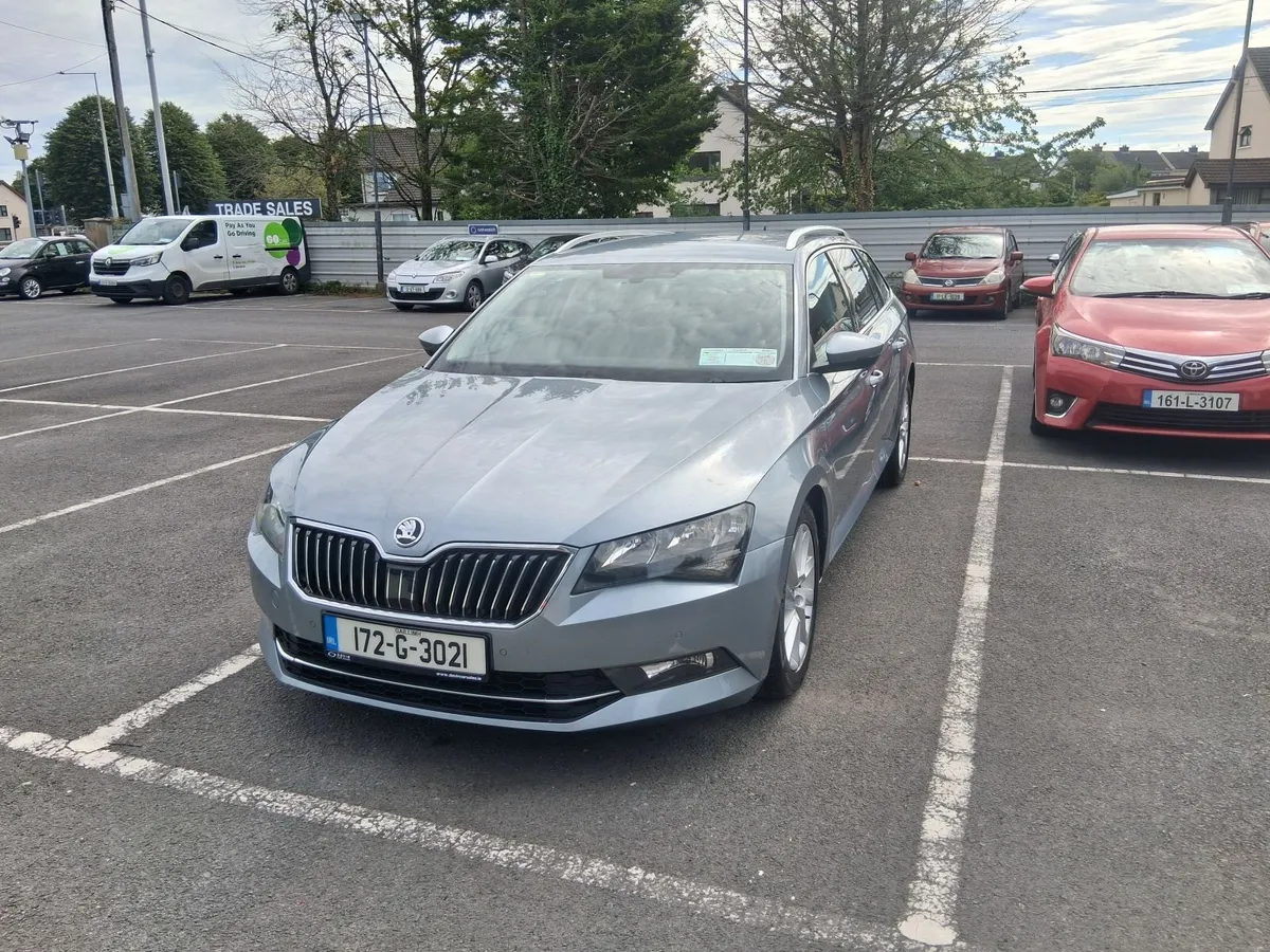 Skoda Superb - Image 1