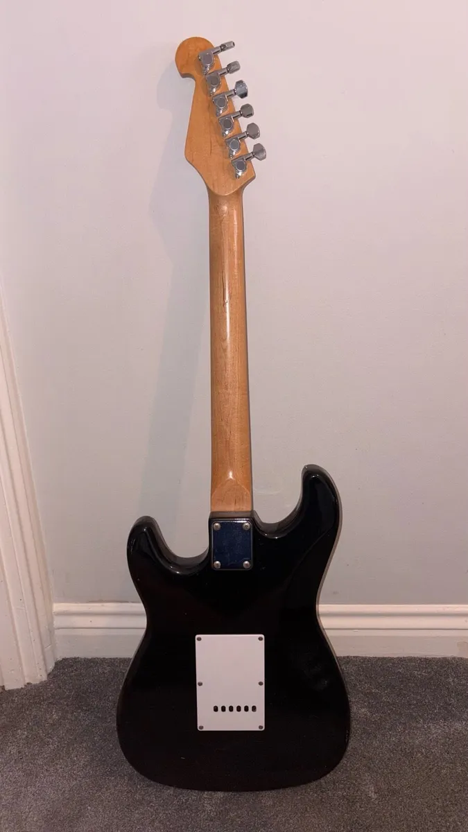 SX Standard Series electric guitar. - Image 3