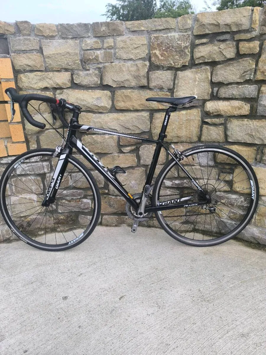 Giant defy 2. M Size - Image 1