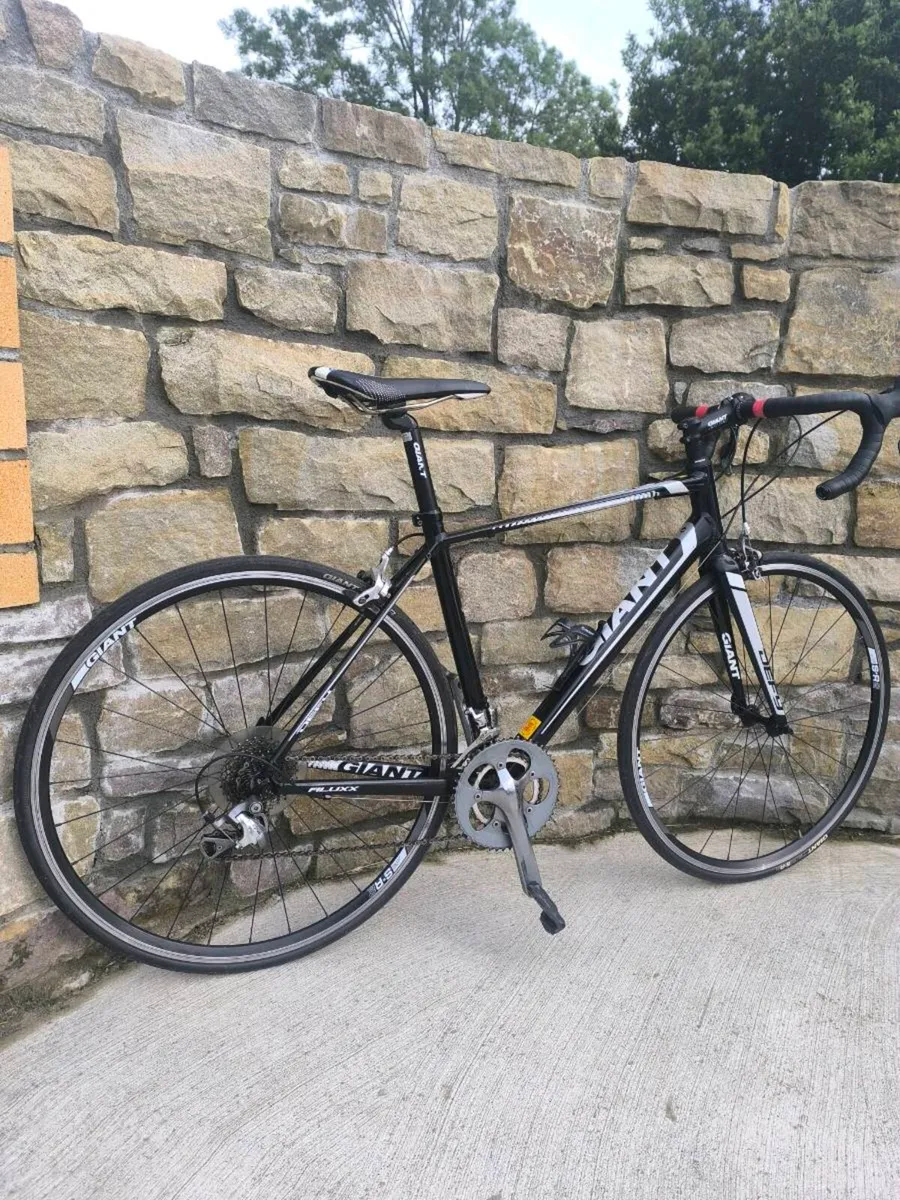Giant defy 2. M Size - Image 2