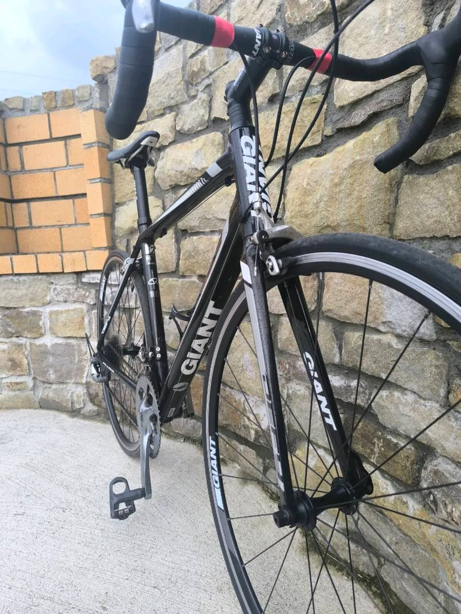 Giant defy 2. M Size - Image 3