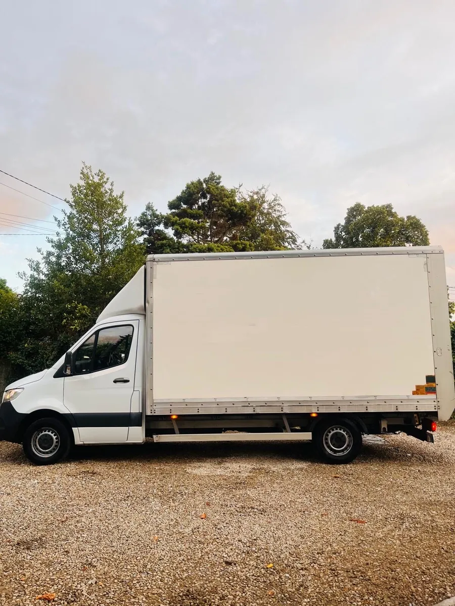 2019 Mercedes Sprinter Box Body/Luton Tail-lift - Image 2