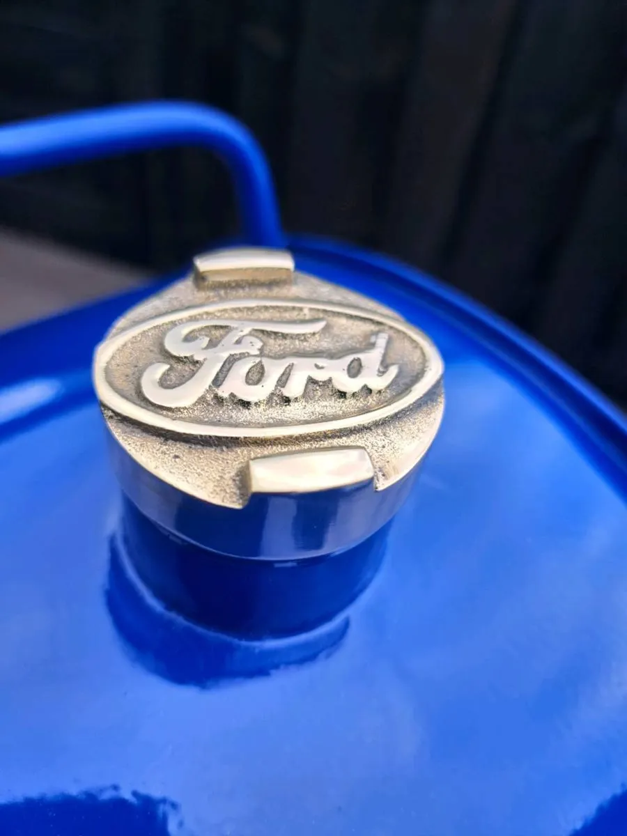 Ford oil can - Image 3
