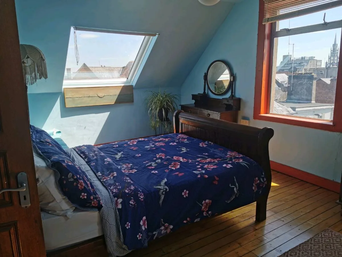 2 bedroom apartment cork city centre - Image 2