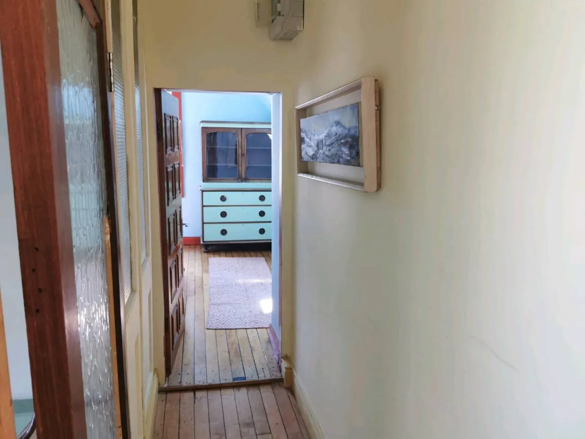 2 bedroom apartment cork city centre - Image 3