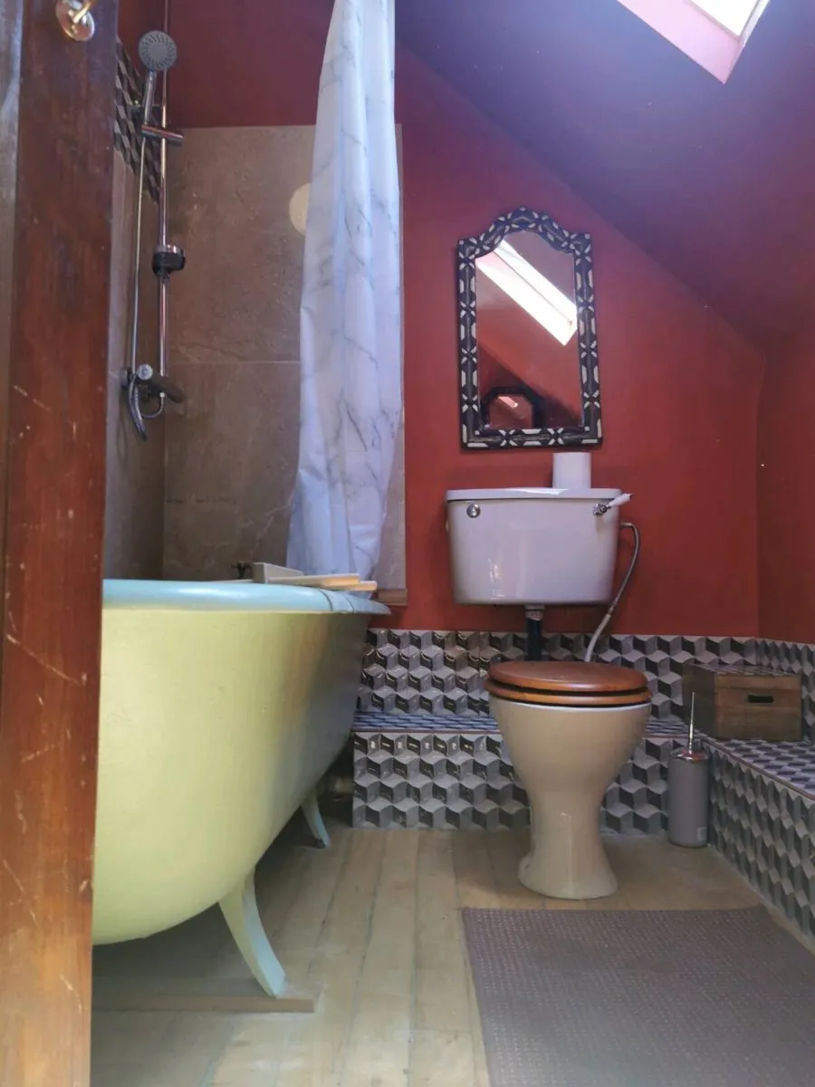 2 bedroom apartment cork city centre - Image 4