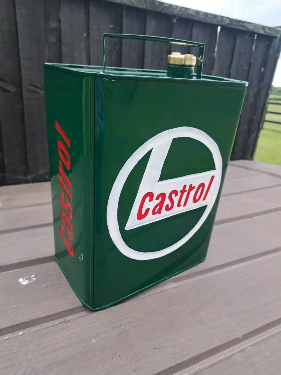 Castrol  oil can - Image 2