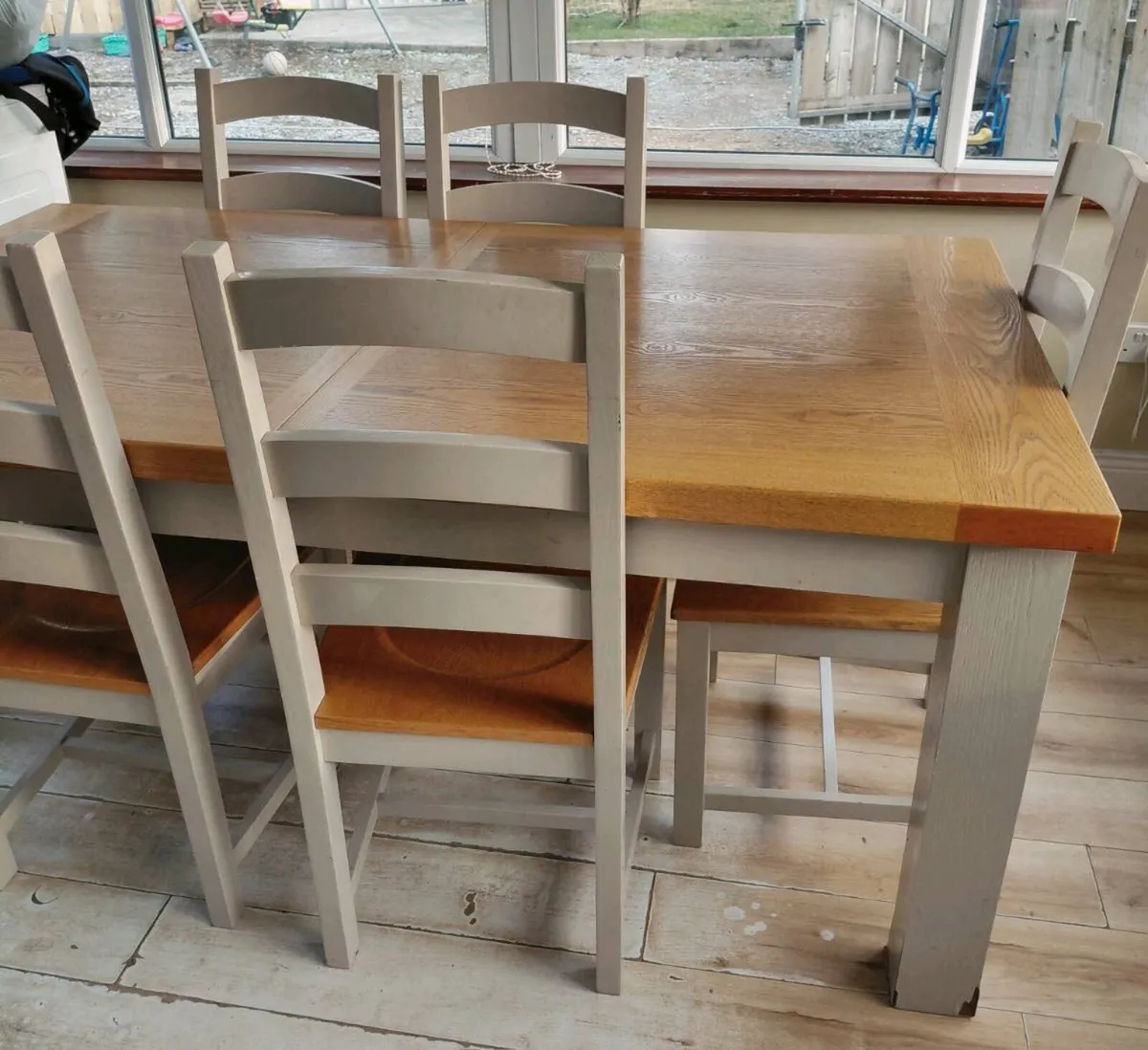 Dining Table with 8 chairs - Image 3