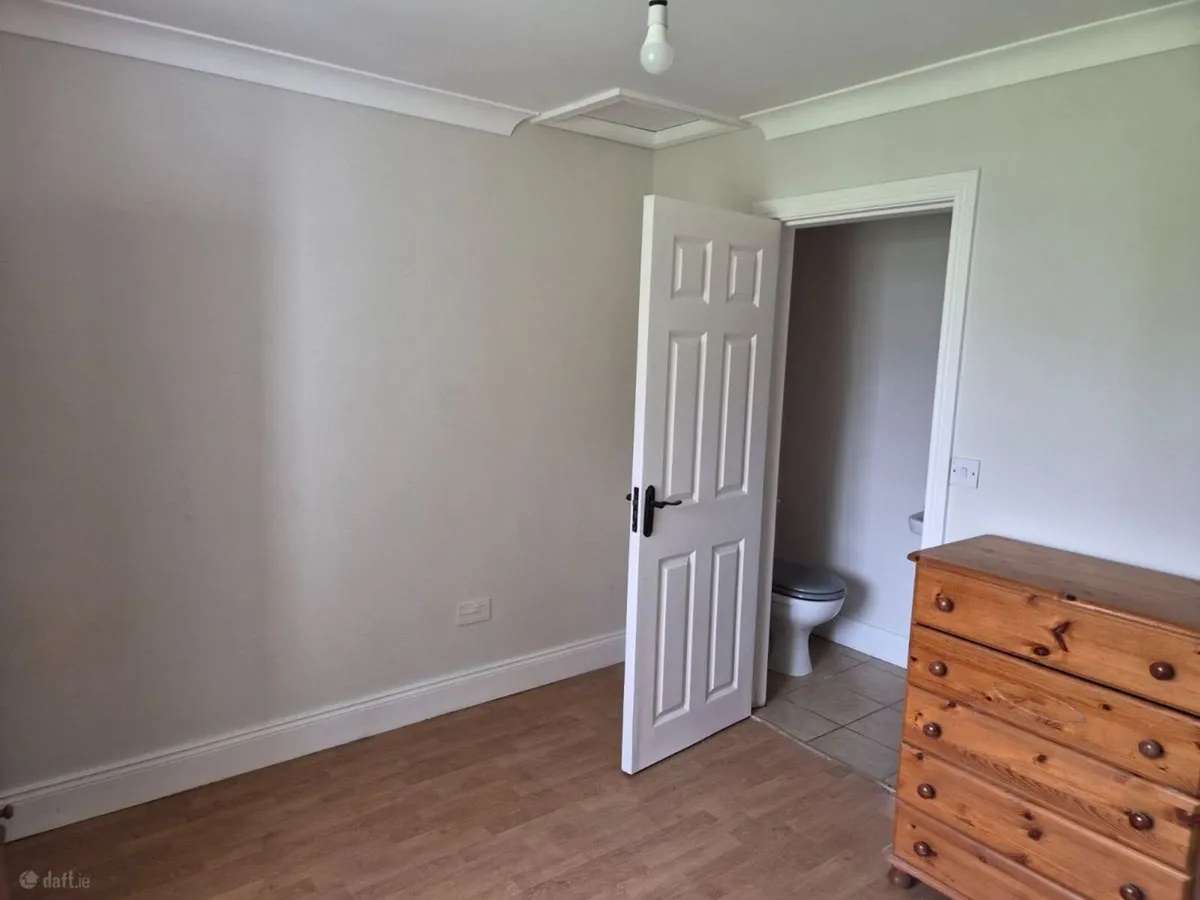 Cottage For Sale - Image 4