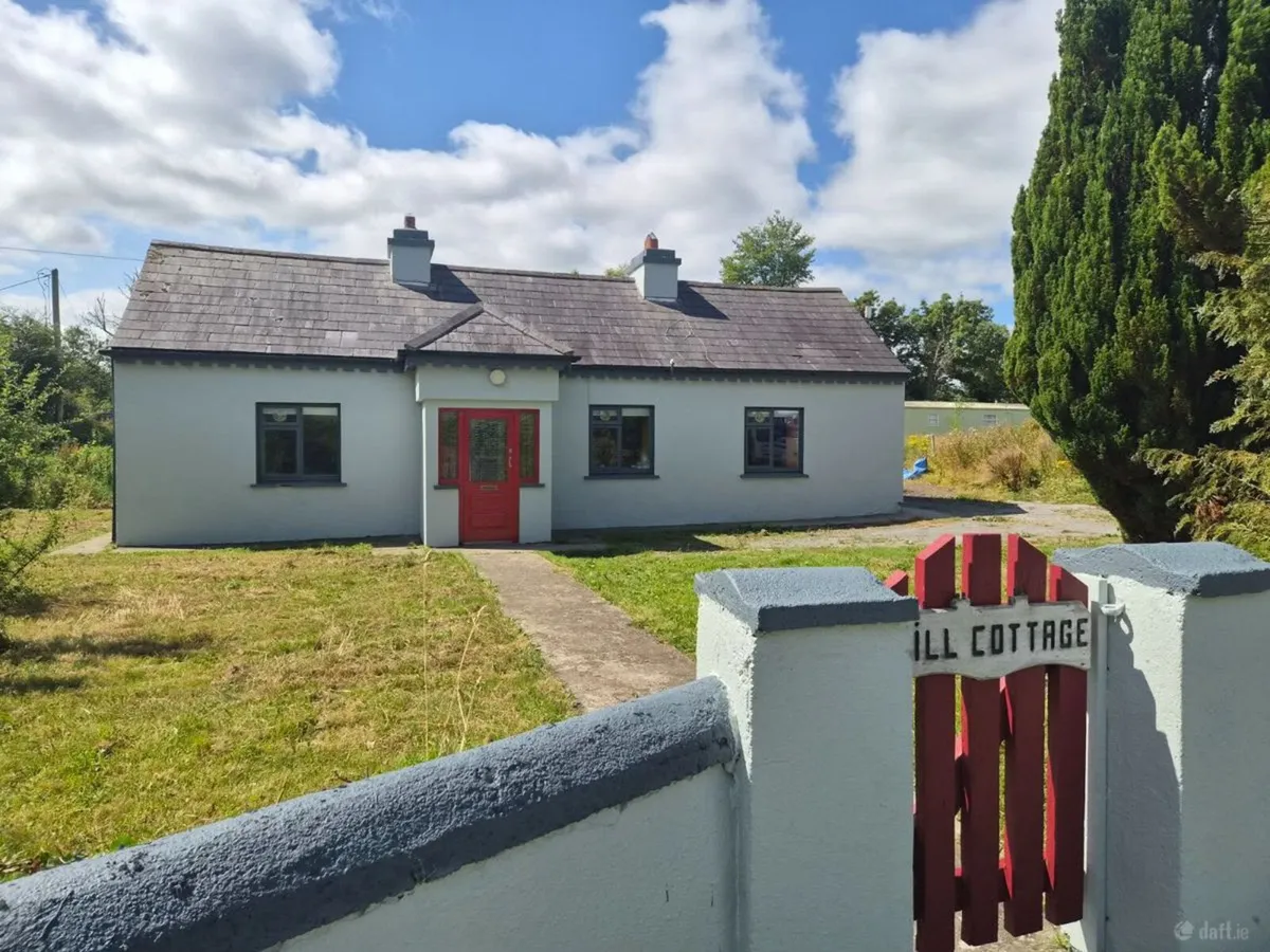 Cottage For Sale - Image 1