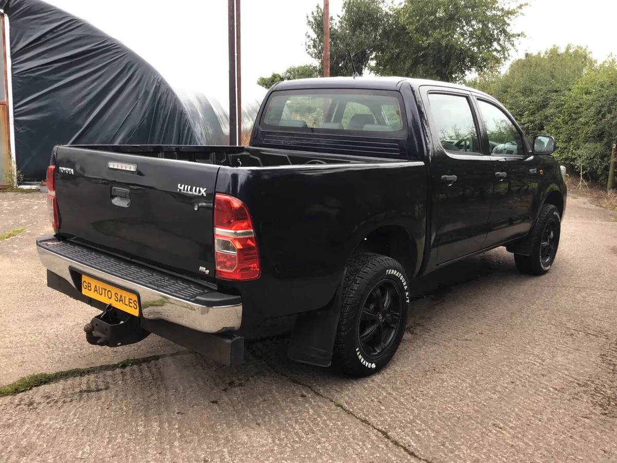 Toyota Hilux ***NEW CHASSIS**** - Image 3