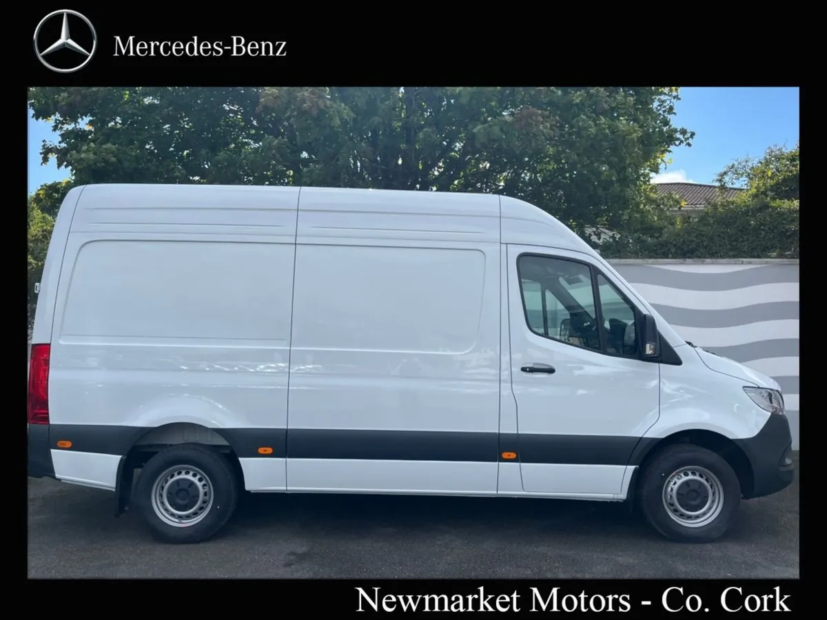 Mercedes-Benz Sprinter 215/36 PRO SPECIFICATION 2. - Image 3