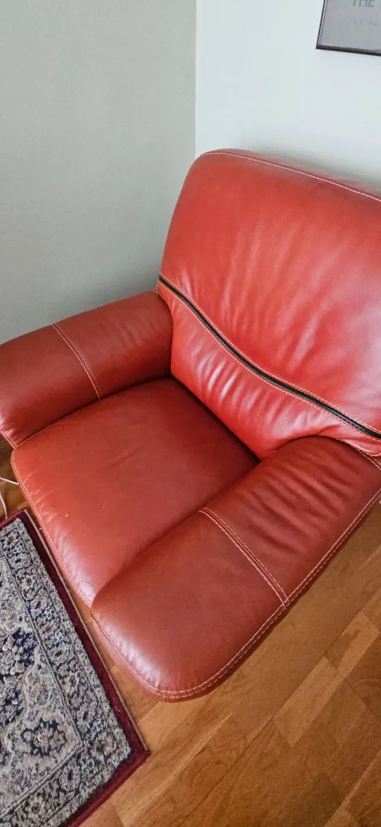 Couch - Image 2