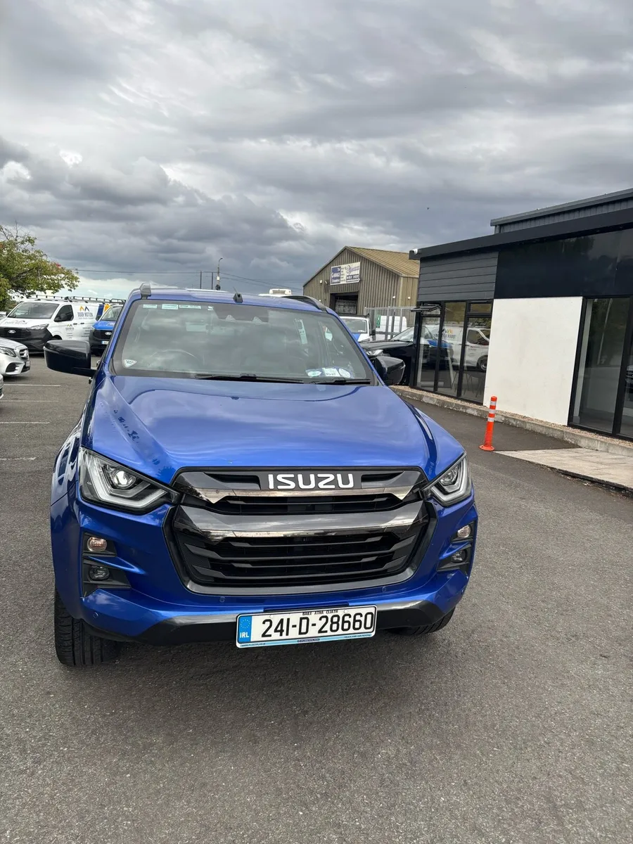 ISUZU D MAX LSE 2024 (Auto) - Image 2