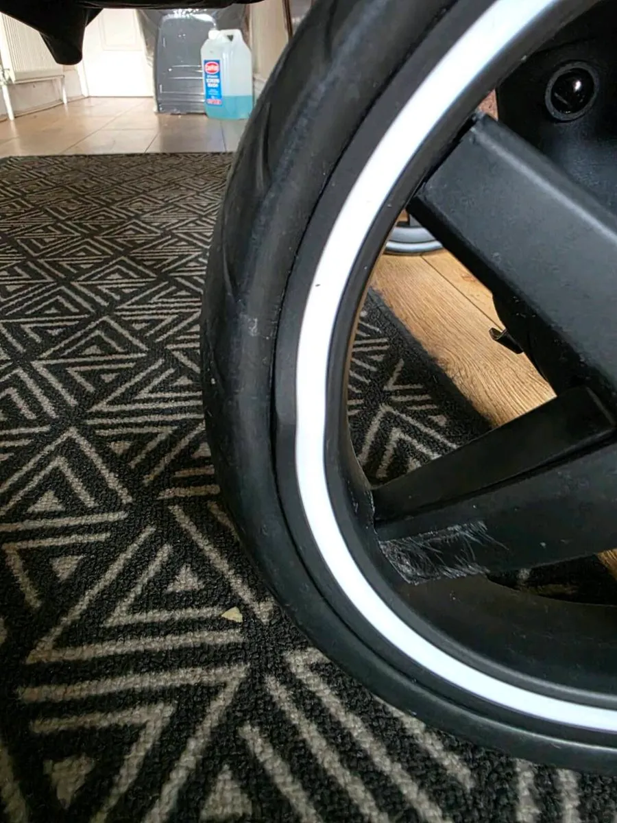Zummi buggy / Stroller - Image 4
