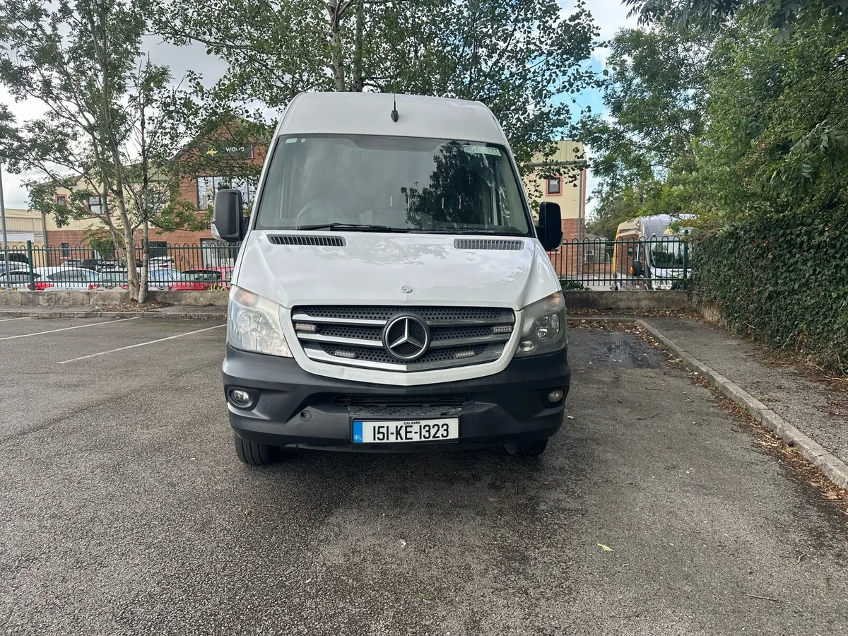 Mercedes sprinter New Doe - Image 2