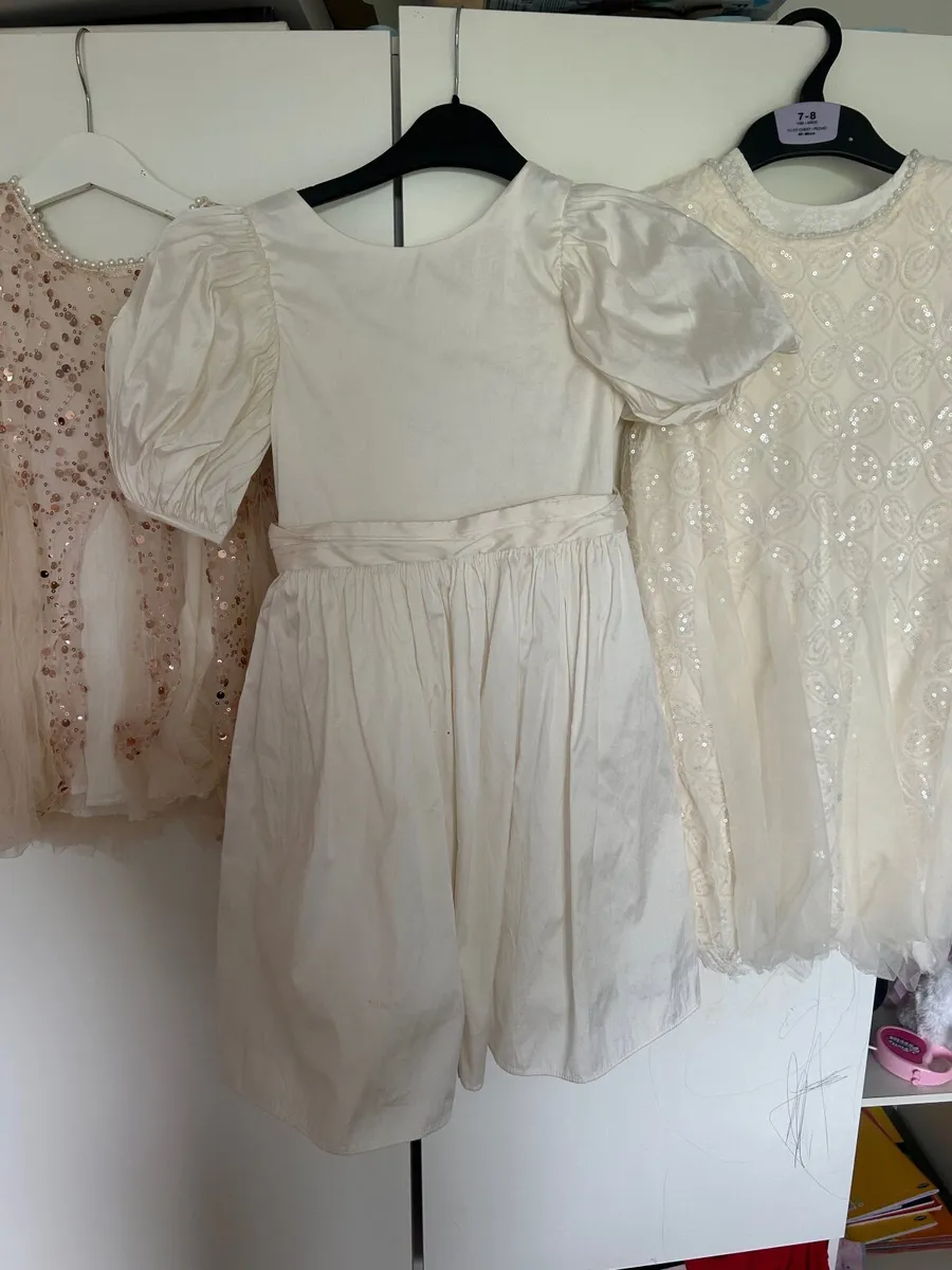 Clothes - Image 4