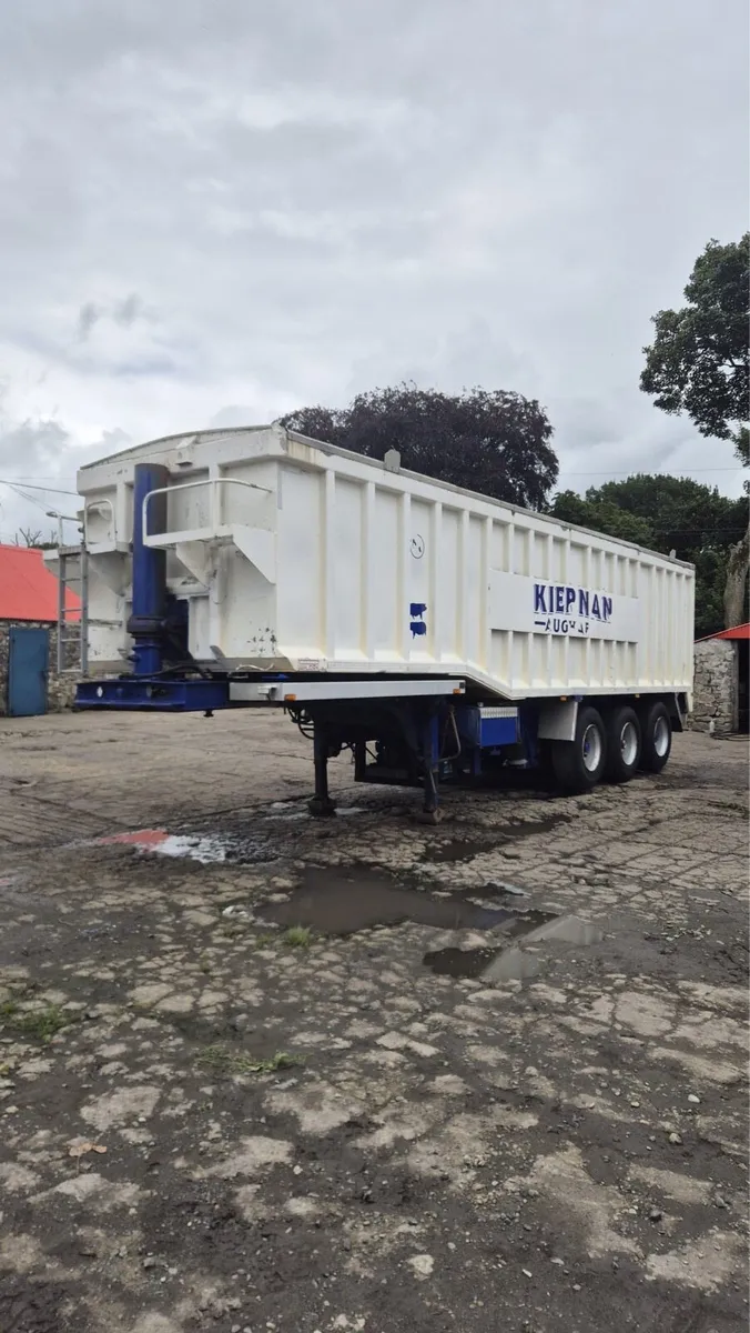 Wilcox bulk blower - Image 1