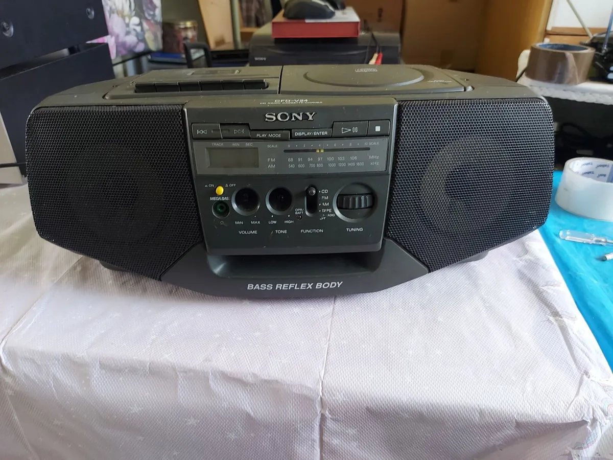 SONY CD Radio Cassette-Corder, Model No. CFD-V24, - Image 1
