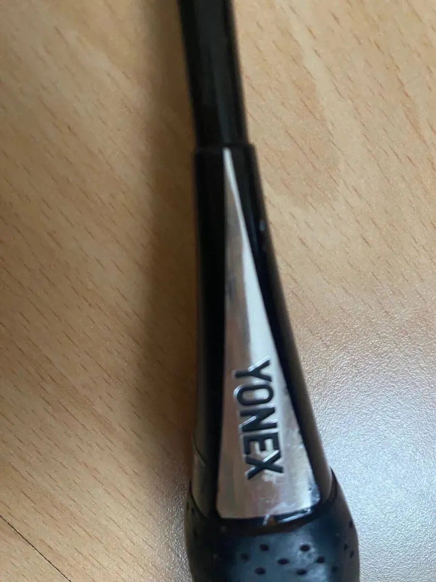 YONEX All Carbon Graphite Badminton Racket & Shutt - Image 4